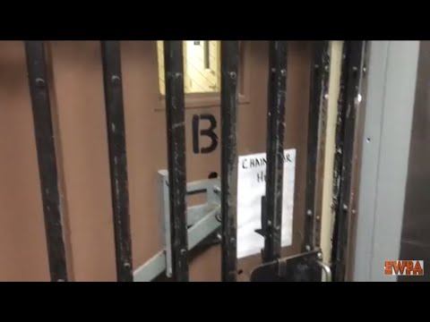 Tastefully modded Westinghouse gated service elevator - Fairfax Apts. - N. Oakland, Pittsburgh, PA