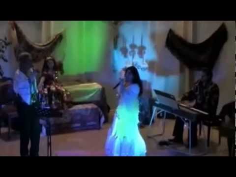 RAMONA KWIEK + ARTUR SZEWCZYK  "STARUSZKA "