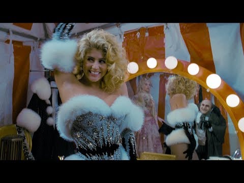 セリナとブルースがウェイン・マナーでデート｜バットマン・リターンズ（4kリマスター版 (Selina and Bruce on a date at Wayne Manor | Batman Returns (4k Remastered))