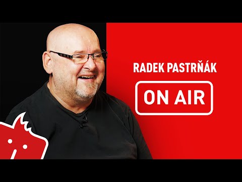Radek Pastrňák (Buty) ON AIR: „Cizí písničky občas vykrádám záměrně, protože mi to přijde humorné.”