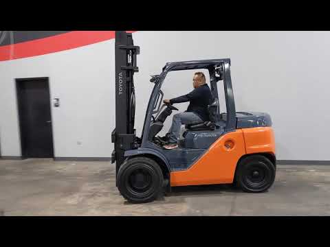 2016 Toyota 8FD35U 8000lb Dual Drive Pneumatic Diesel Forklift STK 8590