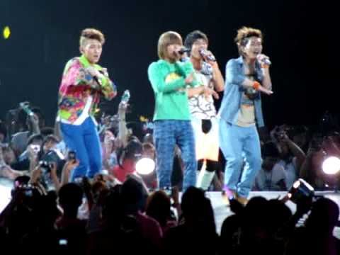 [Fancam] 100904 SHINee - Replay @ SM Town LA