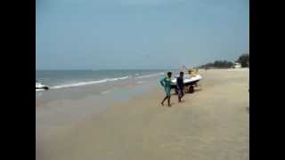 preview picture of video 'Akshat Parasailing Cavelossim Beach Goa'