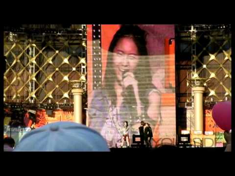 [Fancam] 100821 Jessica & Krystal - Tik Tok @ SM Town Live 2010 in Seoul
