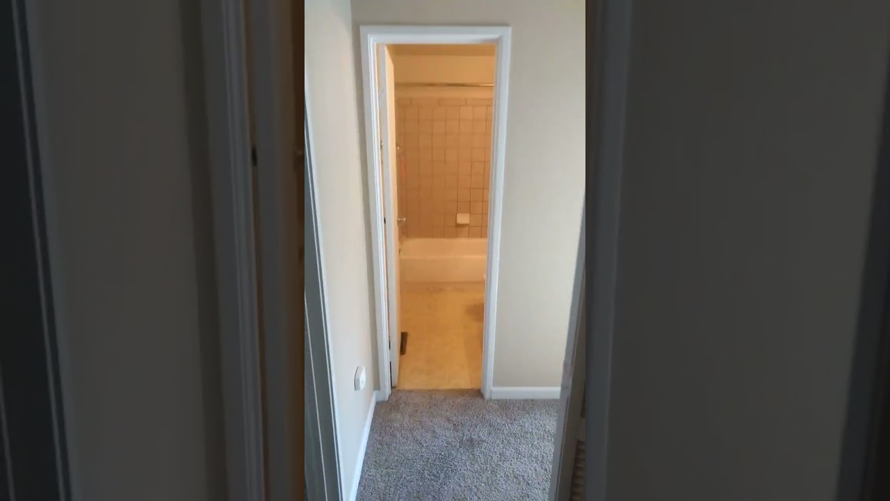 760 W Moorhead Cir #E, Boulder