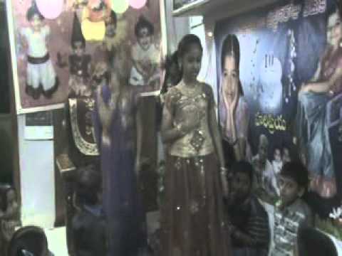 haripriya 10th birthday funtion video xvid 001