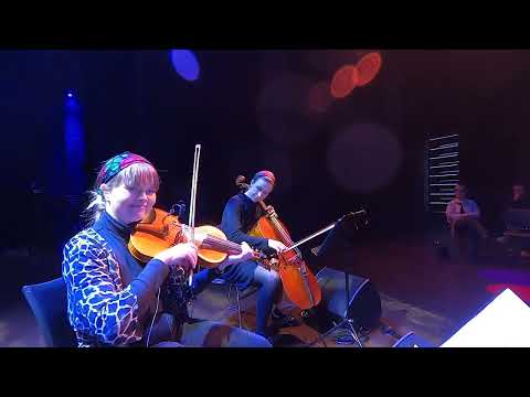 Lars Jakob Rudjord: Rolig Folk (live at Riksscenen)