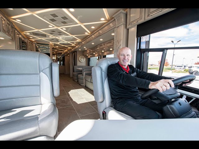 Preview image of 2022 Newmar Mountain Aire 4118 (17N210142) youtube video