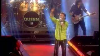 Queen + Paul Rodgers Feel Like Makin&#39; Love Live in Ukraine