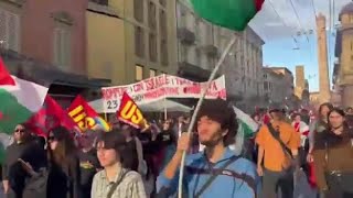 Il video del corteo a Bologna per la Global Sumud Flotilla: «Israele deve liberare gli attivisti»