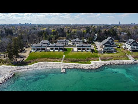 **SOLD** 10 Maple Grove Drive Unit 19, Oakville | Property by Petrus Group