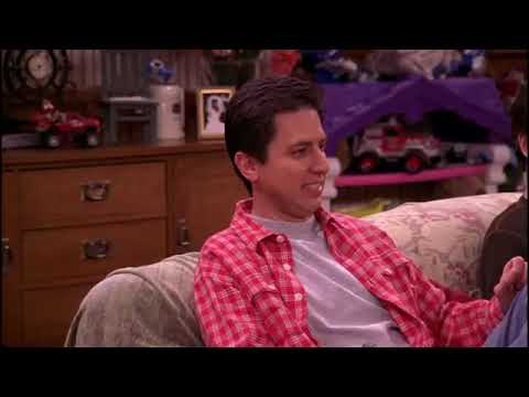 Everybody Loves Raymond - Smelly Tramp