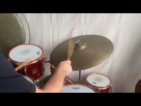 1950's A Zildjian "Small Stamp" 22" Ride Cymbal 2560g