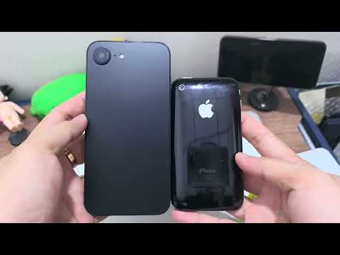 iPhone 16e vs iPhone 3G in Black!