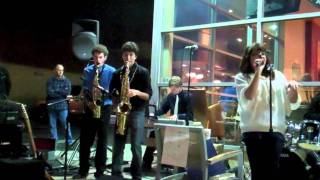 Dangerously Whitty- Jump Jive And Wail