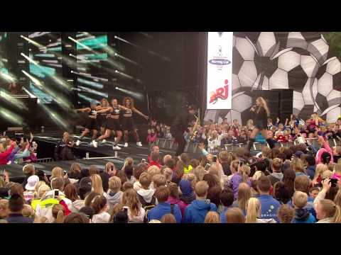 Sandra Lyng "Play my drum"