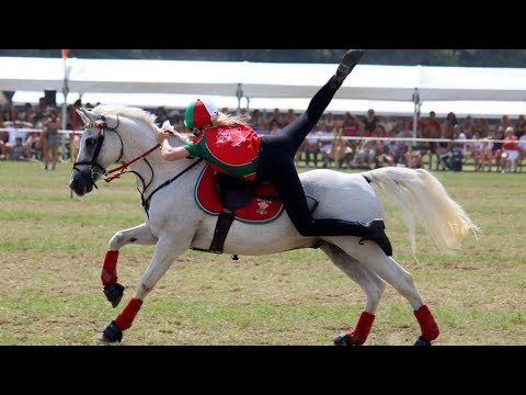 Mounted Games - Worlds Best Vaulting