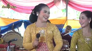 Download lagu GENDING JAWA KLASIK KUNO PELEPAS LELAH BIKIN PIKIRAN TENANG mp3 Download lagu GENDING JAWA KLASIK KUNO PELEPAS LELAH BIKIN PIKIRAN TENANG mp3