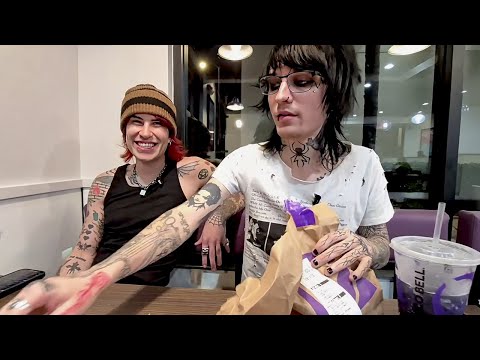 IRL with Johnnie! (Full stream)