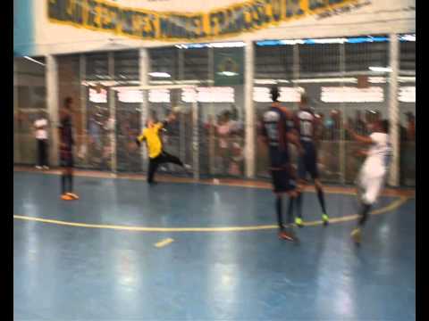 Os melhores momentos de Madrug's 5 x 6 Independente