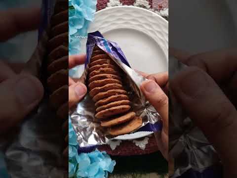 Cadbury Chocobakes Choco Chip Cookies | With Dark Chocolate Chips | Very Tasty & Worth it | #ytindia