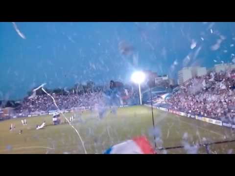 "Nacional 1 Sud Amerca 0. Recibimiento ðŸ”µâšªðŸ”´" Barra: La Banda del Parque • Club: Nacional