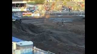 preview picture of video 'Lewiston Idaho Triple Crown Off Road Races 8 cylinder V8 class Chevy VS S10 Blazer with V8, Big Jump'