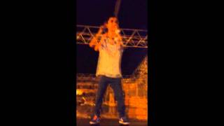 IL CANTANTE SENZA PUBBLICO - LU PISELLU FAIL SOLD OUT live @Piazzalibertini Lecce