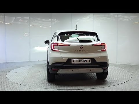Renault Captur TCe 100 Play - Image 2