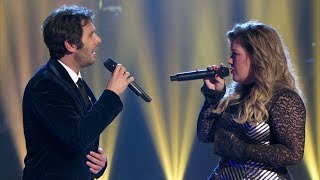 Josh Groban &amp; Kelly Clarkson - All I Ask Of You (A Home For The Holidays)