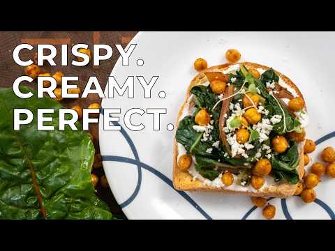 Swiss Chard & Chickpeas Toast | Delicious Brunch toast ideas