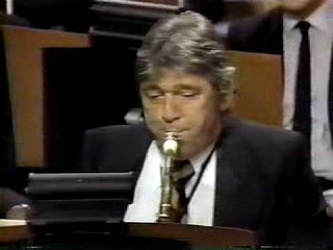 HARRY'S THEME with Henry Mancini, Pete Candoli, Med Florey solo's