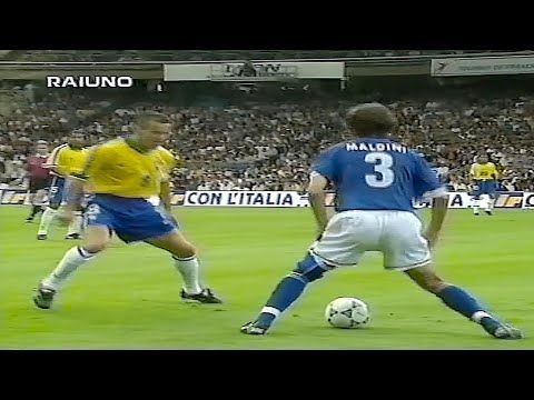 Il giorno in cui Paolo Maldini ha umiliato il Brasile di Ronaldo & Co