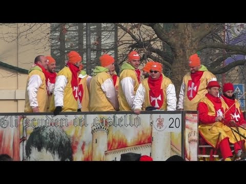 Gli Scudieri del Castello carro da getto - Carnevale Ivrea 2016