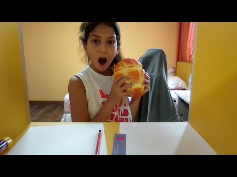 RAWIA SHOWING HOW TO MAKE A FIOWER