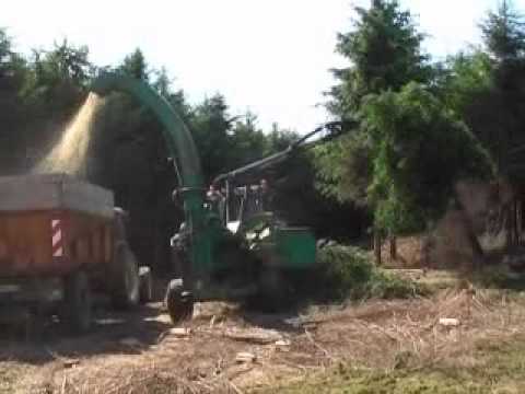 Broyeur de branches à 6 couteaux radiaux de 450 mm  - SUPER-PAIN 1300T option T sur essieu agricole_4