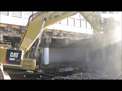 Bagger CAT 390F #StayAtHome - Archiv