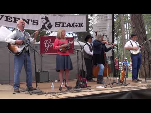 2016-06-18 2016 CBA FDF Verns Stage - Buffalo Gals - Hot Pie