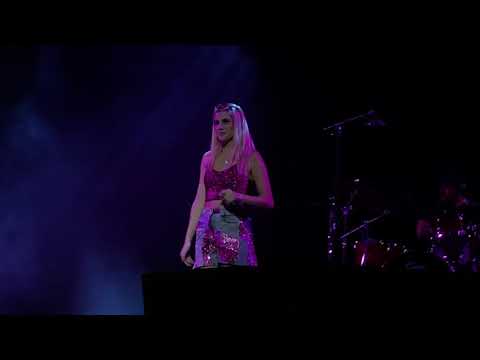 SAMANTHA- Que tinguem sort (La Latina Madrid 13/11/2021)