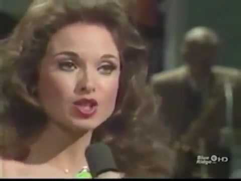 Little Anacani Gets Cornered