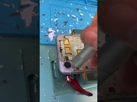 The DIY Way To Fix Broken Back Glass *Glass Everywhere.. #Shorts