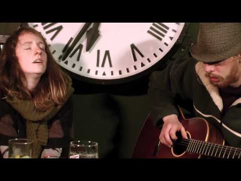 Happy Half Sessions - Hanami - 'Hearts Of Yarn'