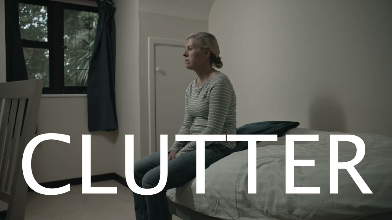 CLUTTER TRAILER
