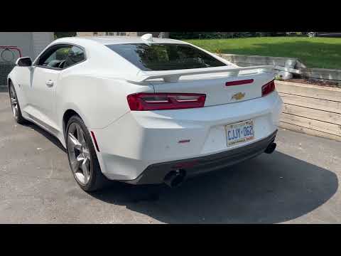 **SOLD on the CCC Buy-It-Now Lot** 33K km Original Owner 2017 Chevrolet Camaro 2SS