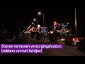 Trekkers trekken met lichtjes over de Veluwe