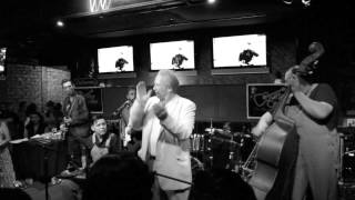 PHIL ALVIN; JAMES INTVELD; JAMES ROSI; CARLOS REYNOSO; RUSSEL SCOTT; LIVE: HOLLYWOOD BED