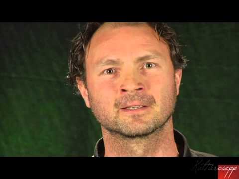 KultúrCseppCsepp - NEMZETI DAL - Sebestyén Aba előadásában