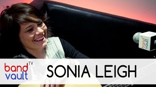 Sonia Leigh - Put It In Your Pocket (@sonialeigh)
