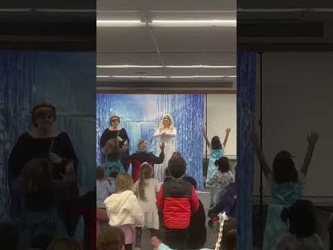 Simon Says Game by Snow Sisters - Elsa & Anna - Mary Cheney Library - Connecticut USA