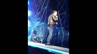 Quando arrivano i suoi occhi modà.Palermo.